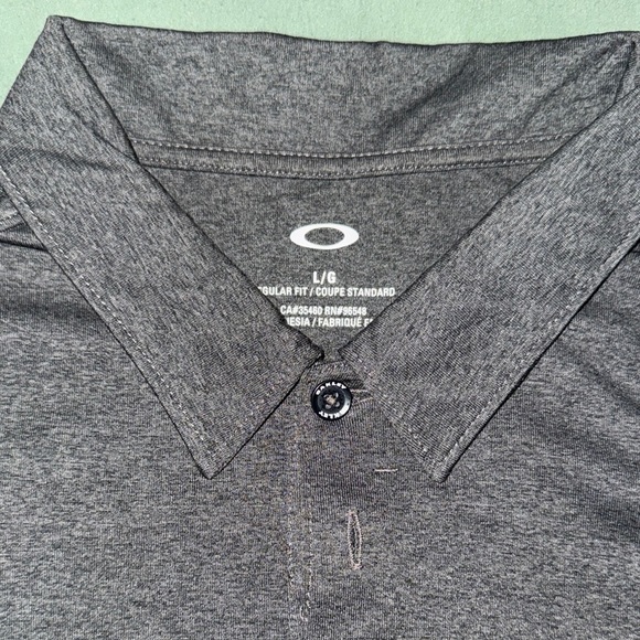 Oakley Men's Charcoal Polo Shirt - Picture 2 of 3